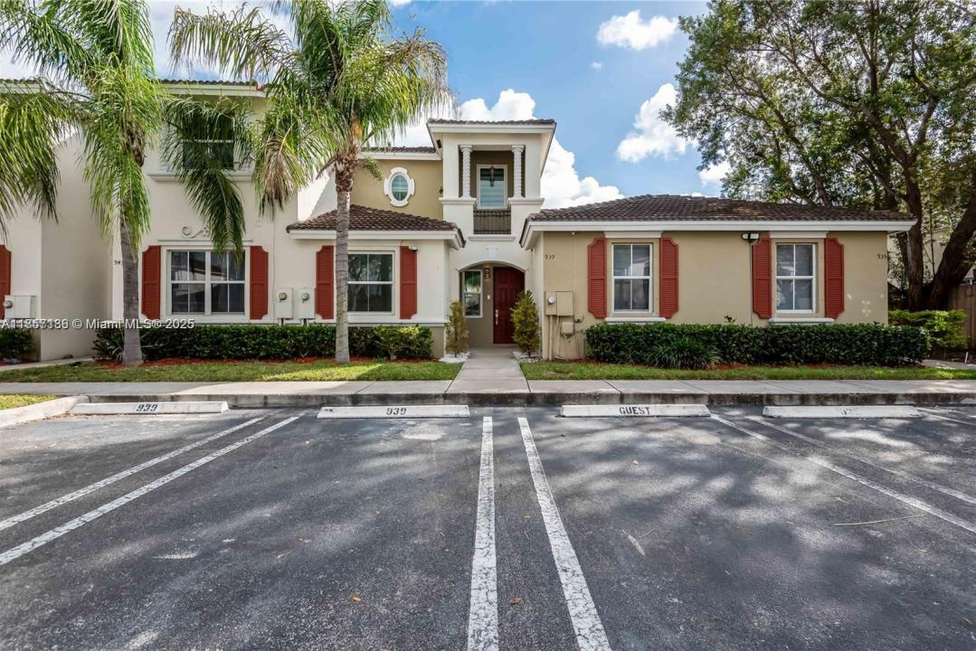 939 NE 42nd Ter, Homestead, Florida 33033