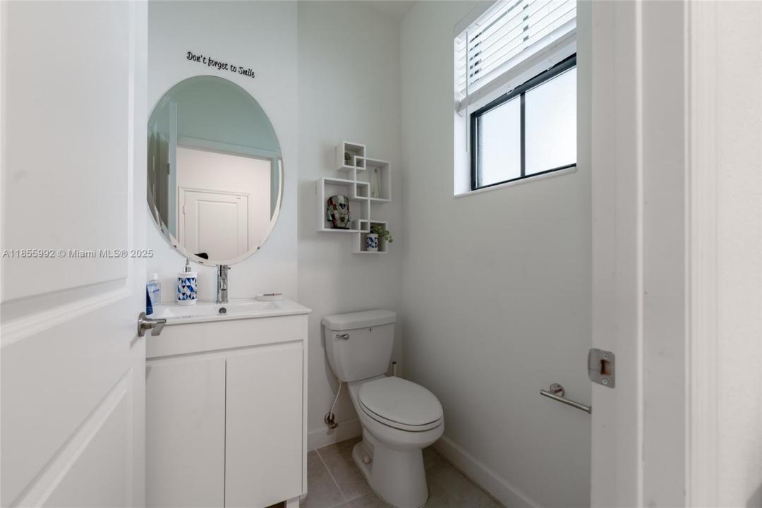 561 NW 204th St, Miami Gardens, Floride 33169, États-Unis