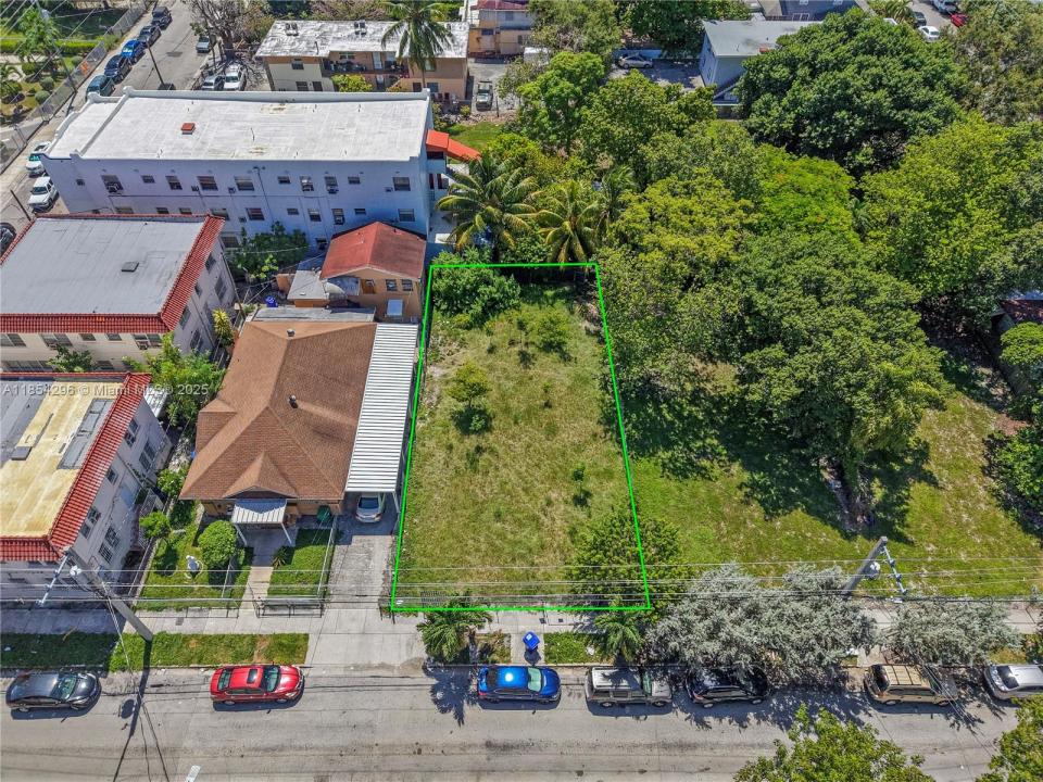 120 NW 7th Ave, Miami, Florida 33128, HOA KỲ