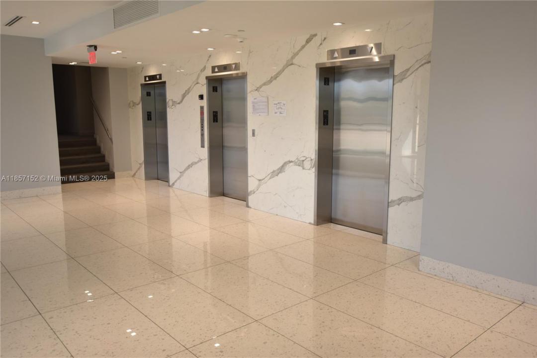 20301 W Country Club Dr 1425, Aventura, Florida 33180, Estados Unidos