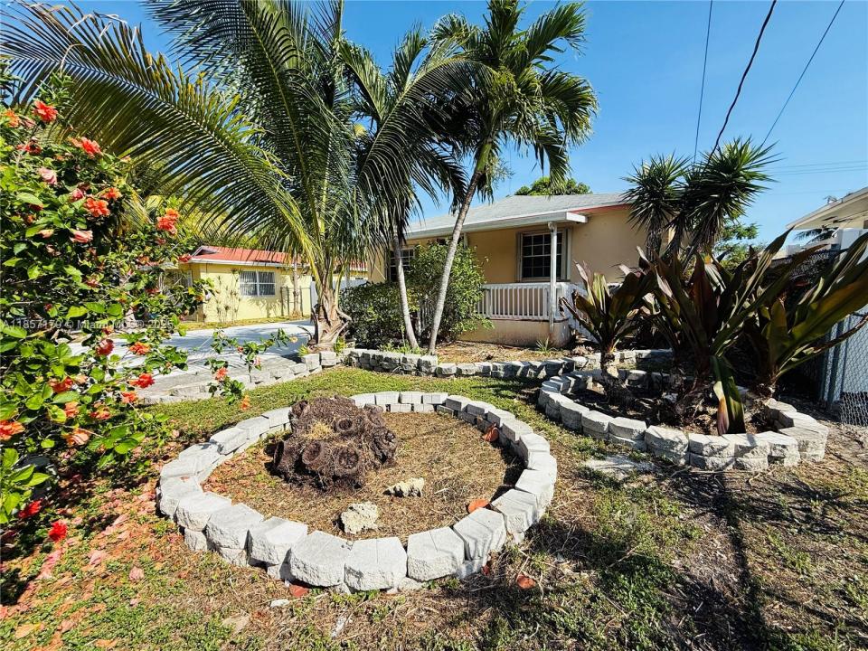 5834 SW 66th St, South Miami, 佛罗里达州 33143, 美国