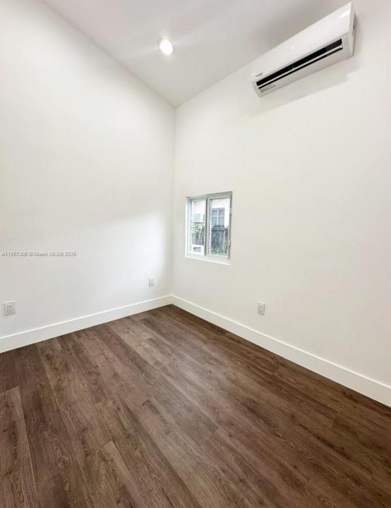 2126 NW 24th St A, Miami, Flórida 33142, Estados Unidos