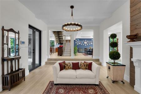 4475 N Meridian Ave, Miami Beach, Florida 33140, USA