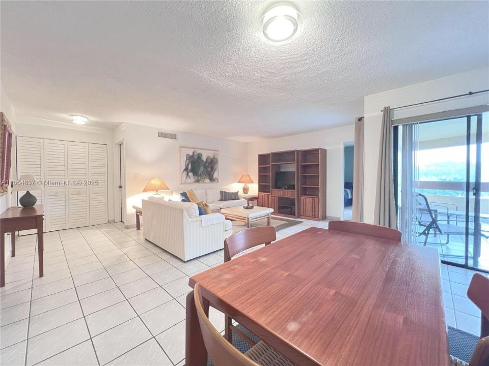 9255 SW 125th Ave R-308, Miami, 佛罗里达州 33186, 美国
