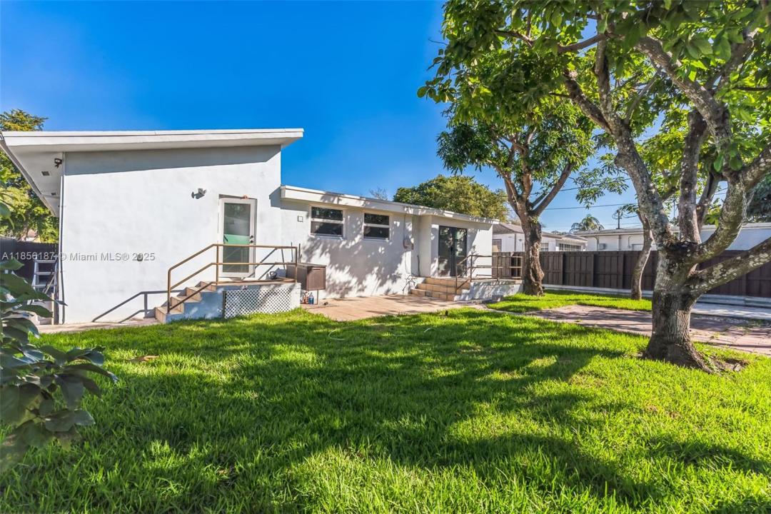 248 Carlisle Dr, Miami Springs, Floride 33166, États-Unis