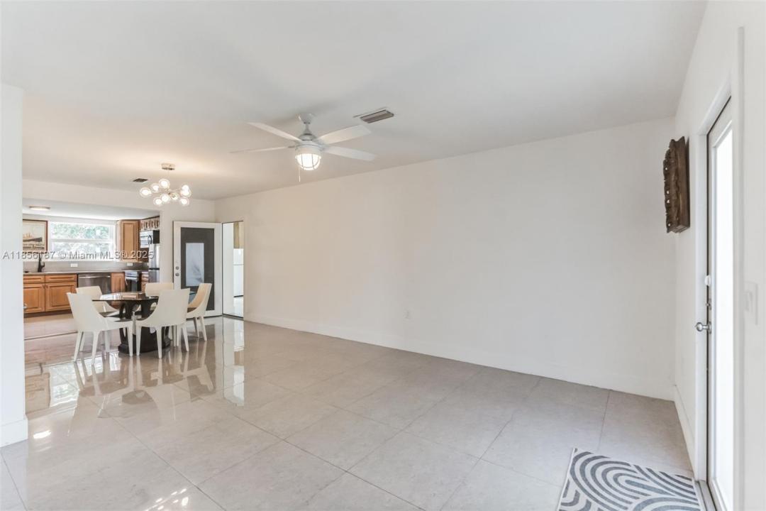248 Carlisle Dr, Miami Springs, Floride 33166, États-Unis