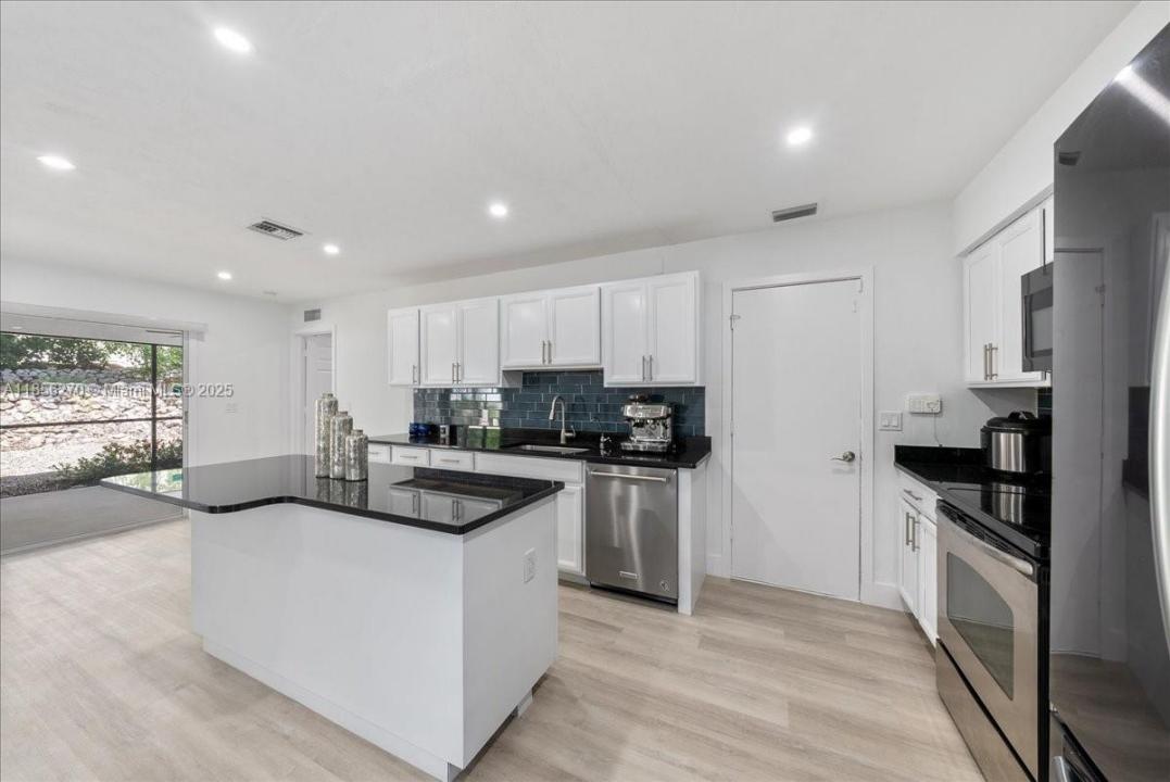1996 Sheffield Ave, Marco Island, Floride 34145, États-Unis