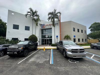 1002 E Newport Center Dr, Deerfield Beach, Florida 33442, Amerika Birleşik Devletleri