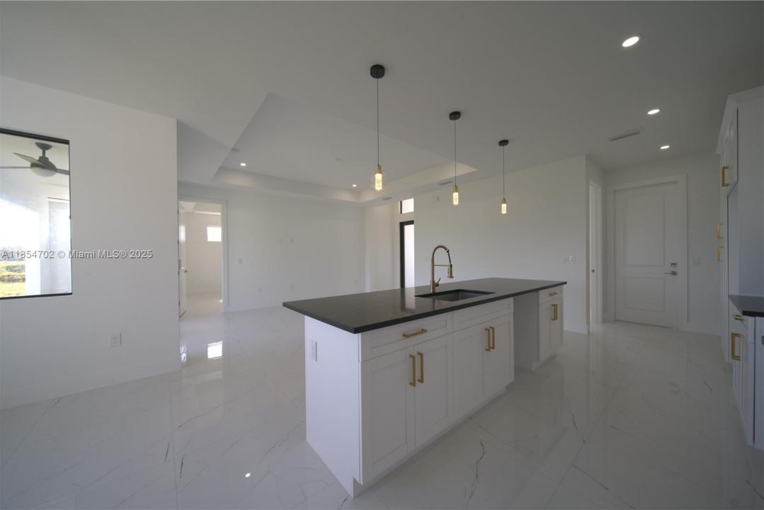 4507 E 9th, Lehigh Acres, Florida 33972, Estados Unidos