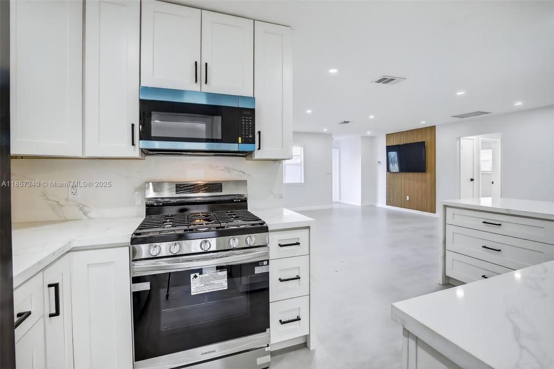 6861 NW 24th St, Sunrise, Floryda 33313, USA