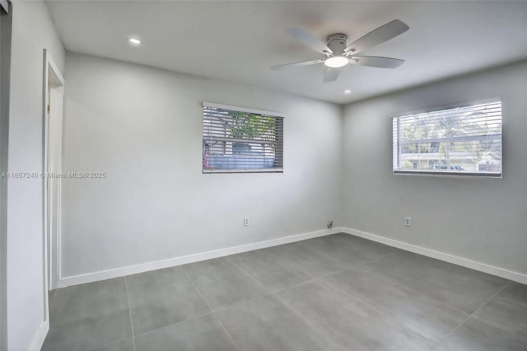 6861 NW 24th St, Sunrise, Floryda 33313, USA