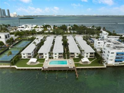 1130 Venetian Way 2B, Miami, Florida 33139, USA