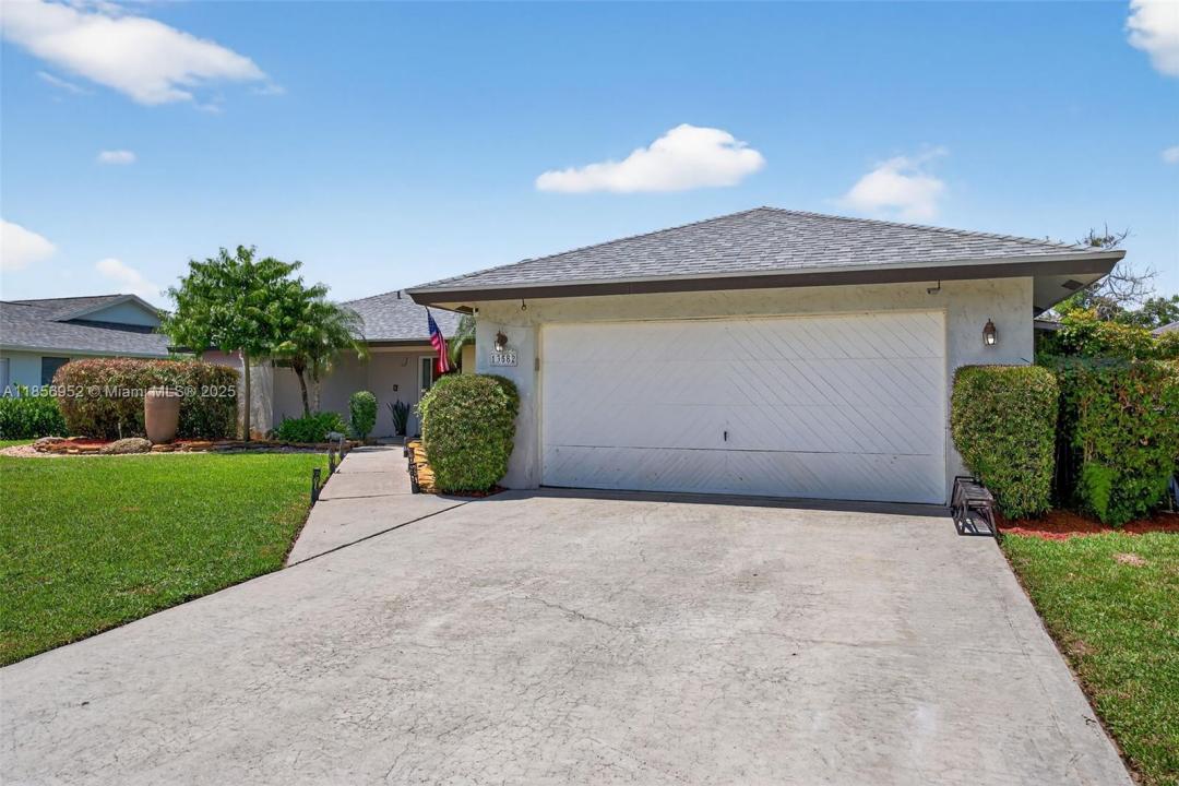 13582 Columbine Ave, Wellington, Floryda 33414, USA