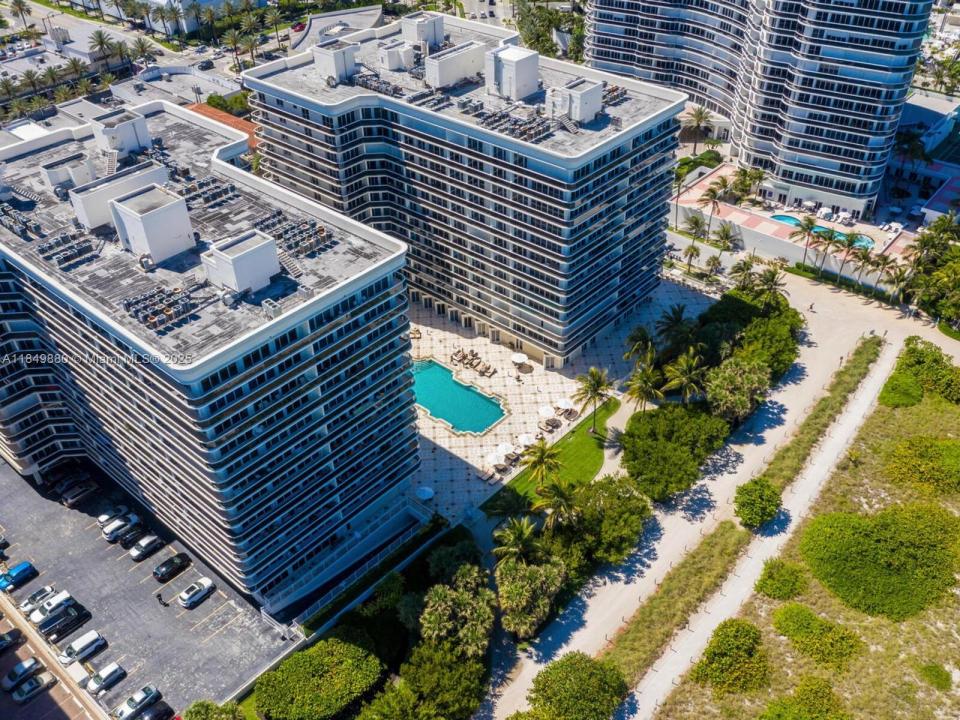 9595 Collins Ave N7-D, Surfside, Florida 33154, Estados Unidos