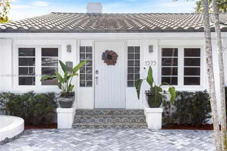 1375 SW 47th Ave, Coral Gables, Florida 33134, USA