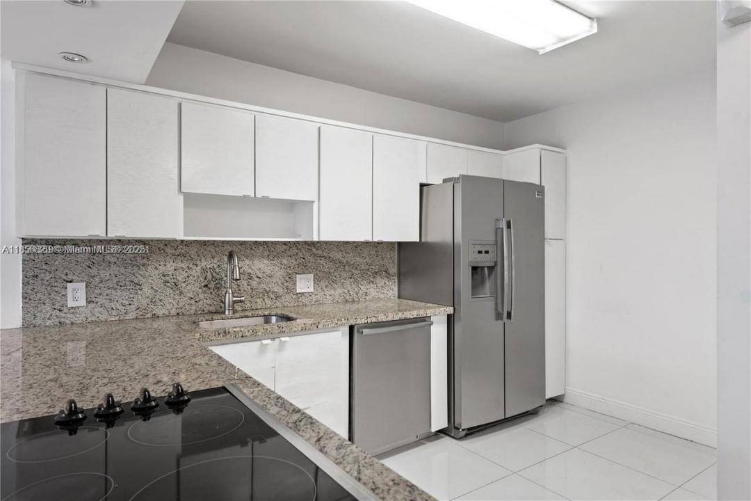 20335 W Country Club Dr 209, Aventura, Floride 33180, États-Unis
