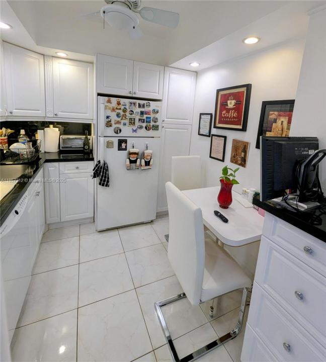 20335 W Country Club Dr 2102, Aventura, Florida 33180