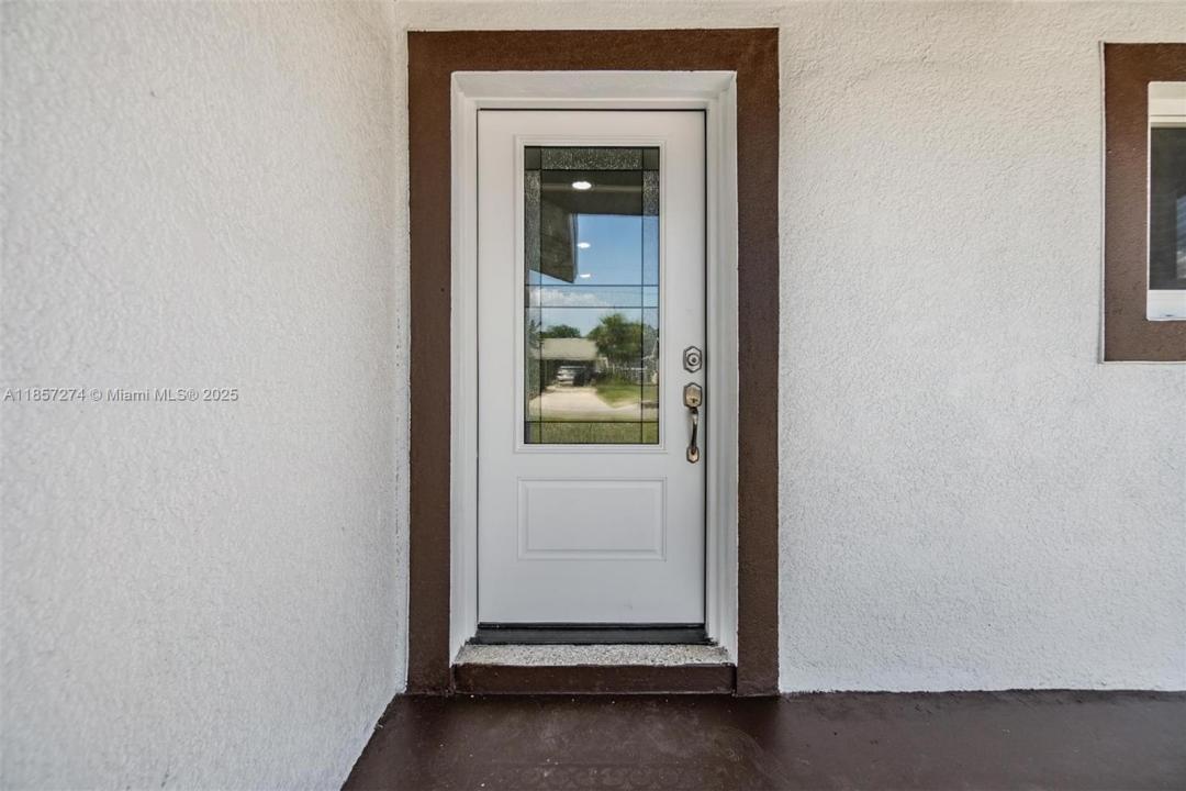 8705 Tahiti Ln, Tampa, 佛罗里达州 33615, 美国