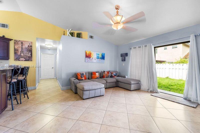 550 Auburn Way, Davie, Florida 33325, Stati Uniti