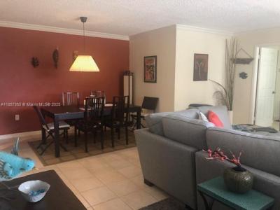 625 Biltmore Way 405, Coral Gables, Florida 33134, USA