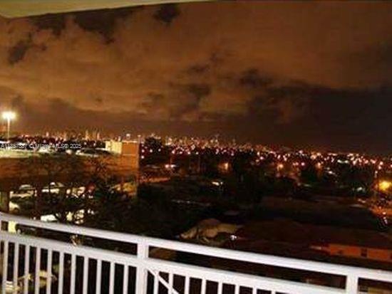 2665 SW 37 AV 605, Miami, Florida 33133, Stati Uniti