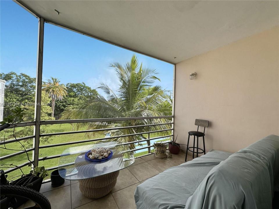 1701 NE 191st St A309, Miami, Florida 33179, Estados Unidos
