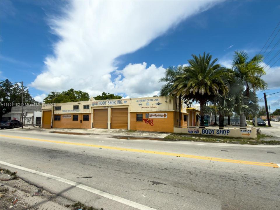 195 NW 71st St, Miami, 佛罗里达州 33150, 美国