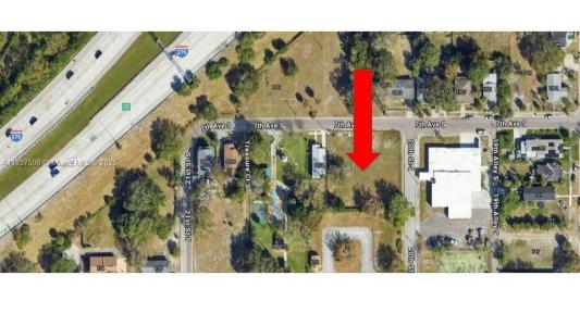 S 7TH AVE, St Petersburg, Florida 33712, USA