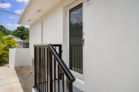 1116 NW 51st Ter STUDIO, Miami, Florida 33127, USA