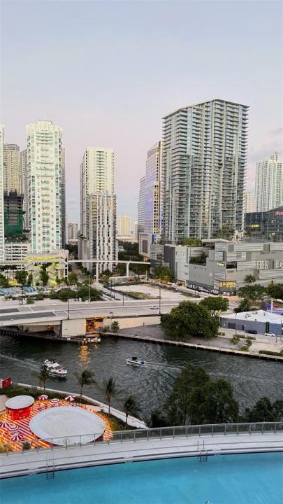 92 SW 3rd St 1711, Miami, 佛罗里达州 33130, 美国