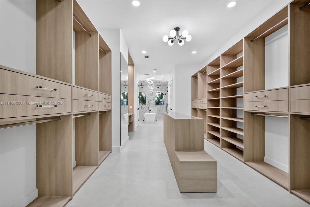 3303 W Stonebrook Cir, Davie, Florida 33330, USA
