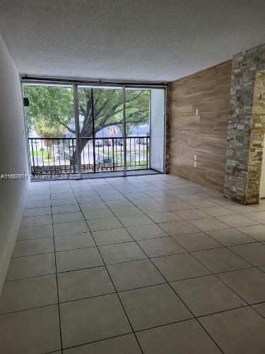 8810 Fontainebleau Blvd 212, Miami, Florida 33172