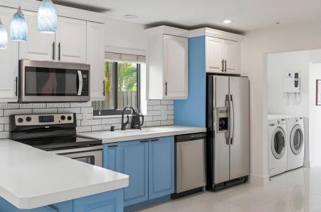 1107 Lincoln St, Hollywood, Florida 33019, USA