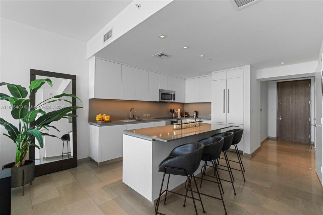 88 SW 7th St 2906, Miami, Florida 33130, Estados Unidos