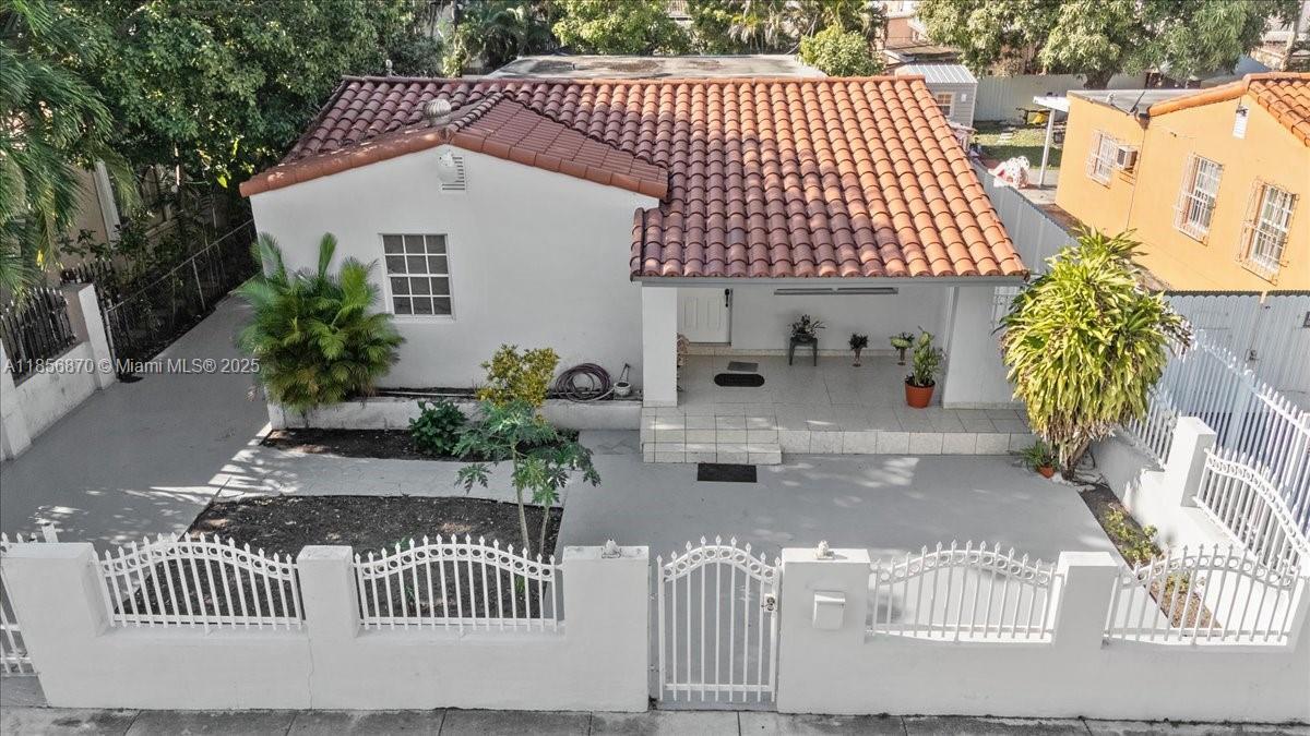 530 Tamiami Blvd, Miami, Florida 33144, Estados Unidos
