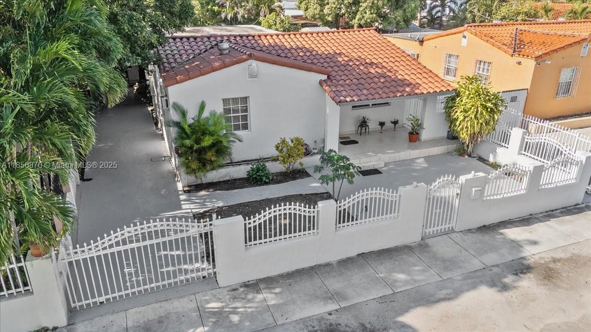 530 Tamiami Blvd, Miami, Florida 33144, Estados Unidos