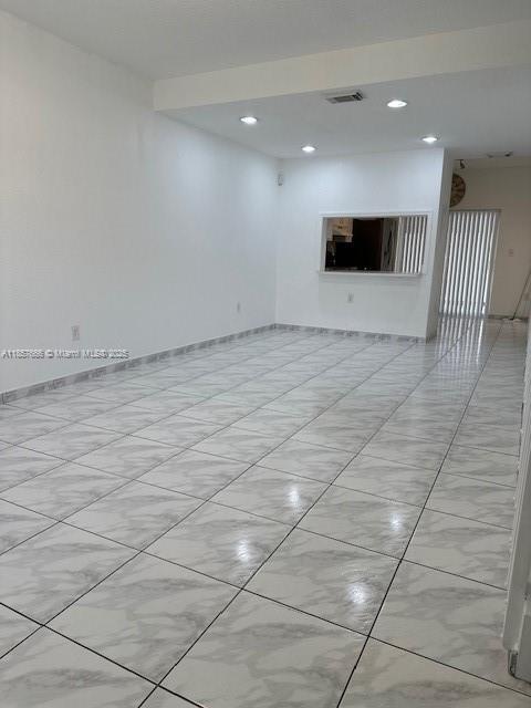 9837 W Okeechobee Rd 505, Hialeah Gardens, 佛羅里達州 33016, 美國