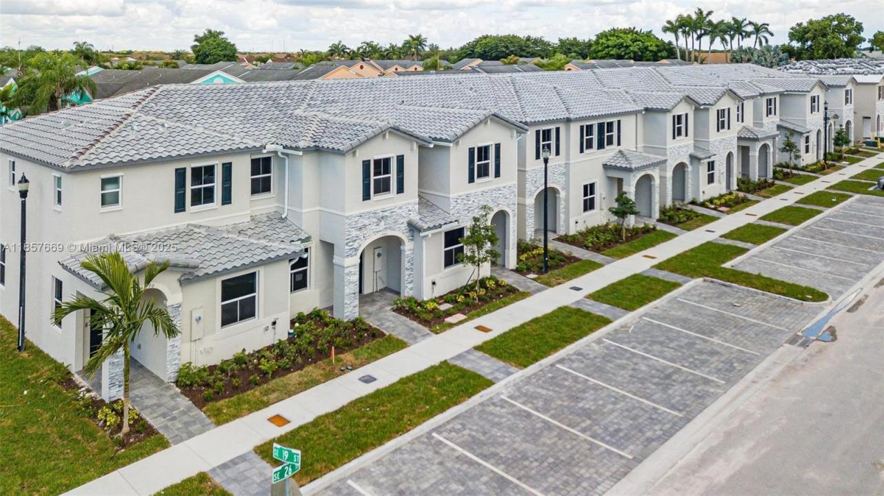 1870 SE 26th Ter, Homestead, Флорида 33035, Соединенные Штаты