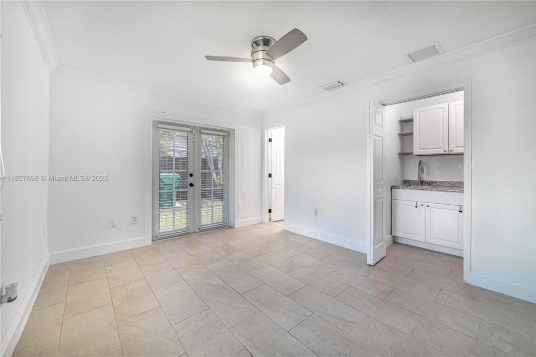 925 SW 94th Ave, Miami, Флорида 33174, Соединенные Штаты