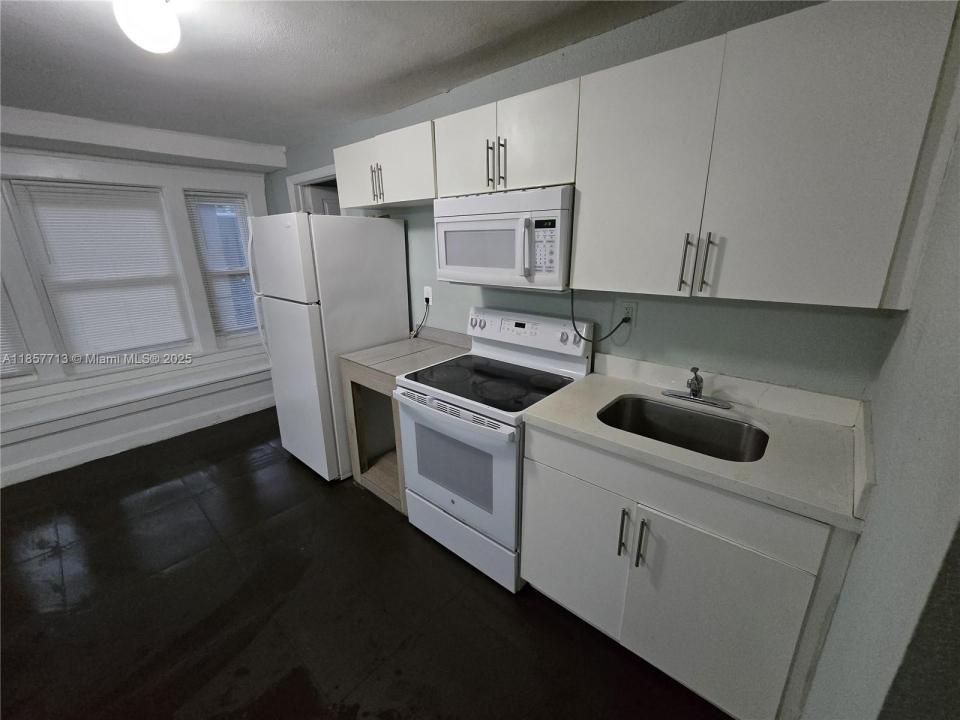5909 NW 5th Ct 1, Miami, Flórida 33127, Estados Unidos