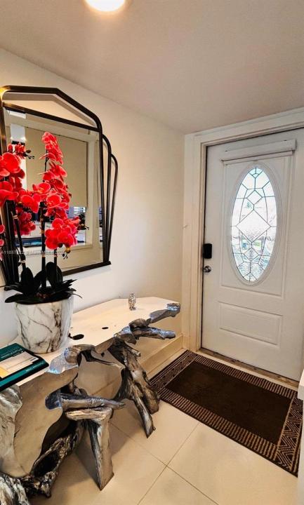 9321 Sunrise Lakes Blvd 305, Sunrise, Florida 33322