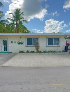 105 Pirates Drive, Key Largo, Florida 33037, USA