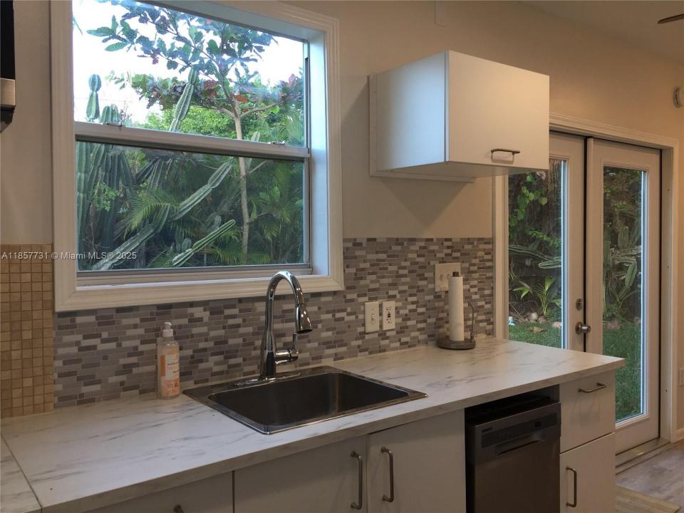 5800 SW 122nd Ave 3, Miami, Florida 33183