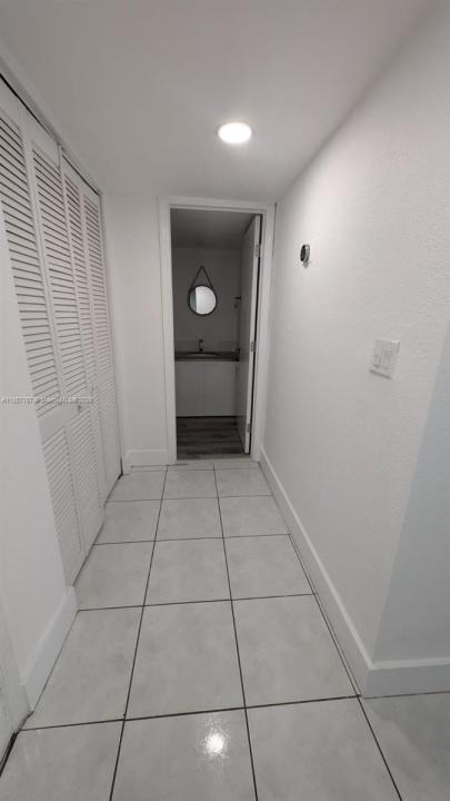 10400 SW 108th Ave A102, Miami, Florida 33176, Amerika Birleşik Devletleri