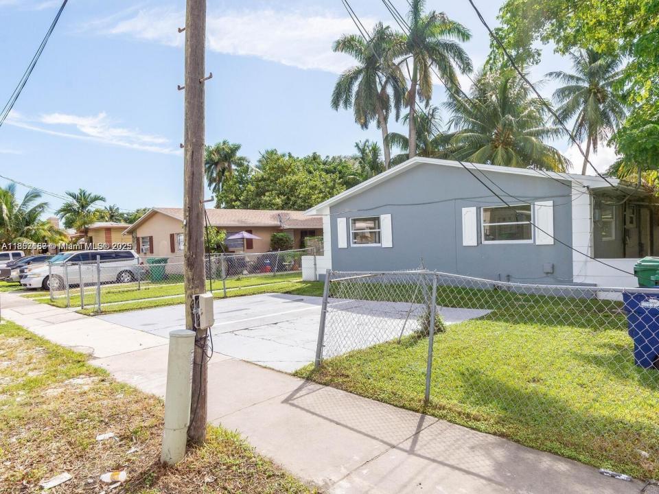 1342 NE 110th Ter 2, Miami, Florida 33161