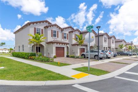 12373 NW 24th Pl, Miami, Florida 33167, USA