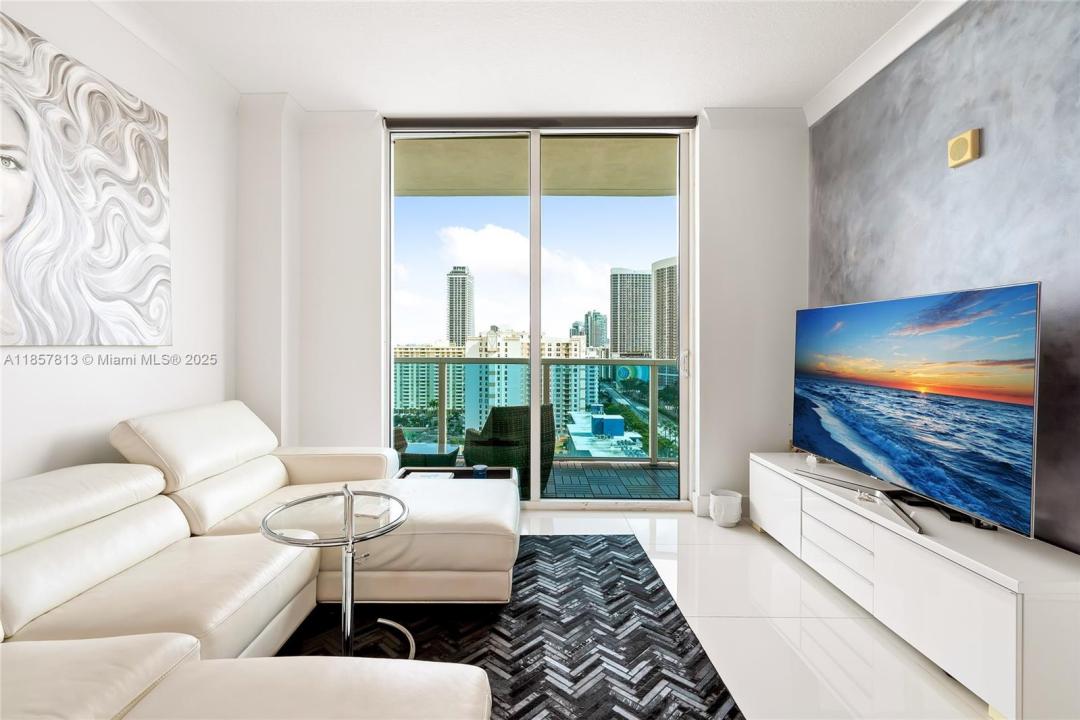 1945 S Ocean Dr 1711, Hallandale Beach, Florida 33009