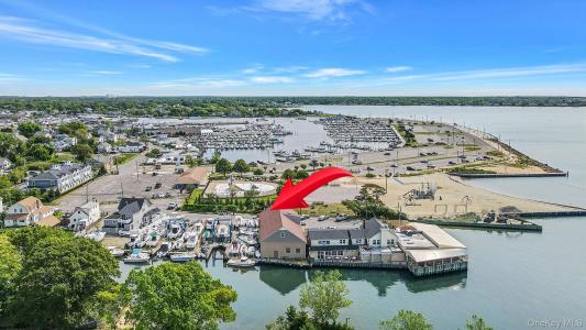 24 Cottage Avenue, Islip, Nova Iorque 11706, Estados Unidos