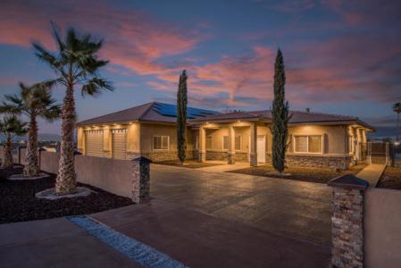 Adobe Road, 29 Palms, Kaliforniya 92277, Amerika Birleşik Devletleri