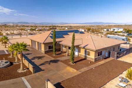 Adobe Road, 29 Palms, Kaliforniya 92277, Amerika Birleşik Devletleri